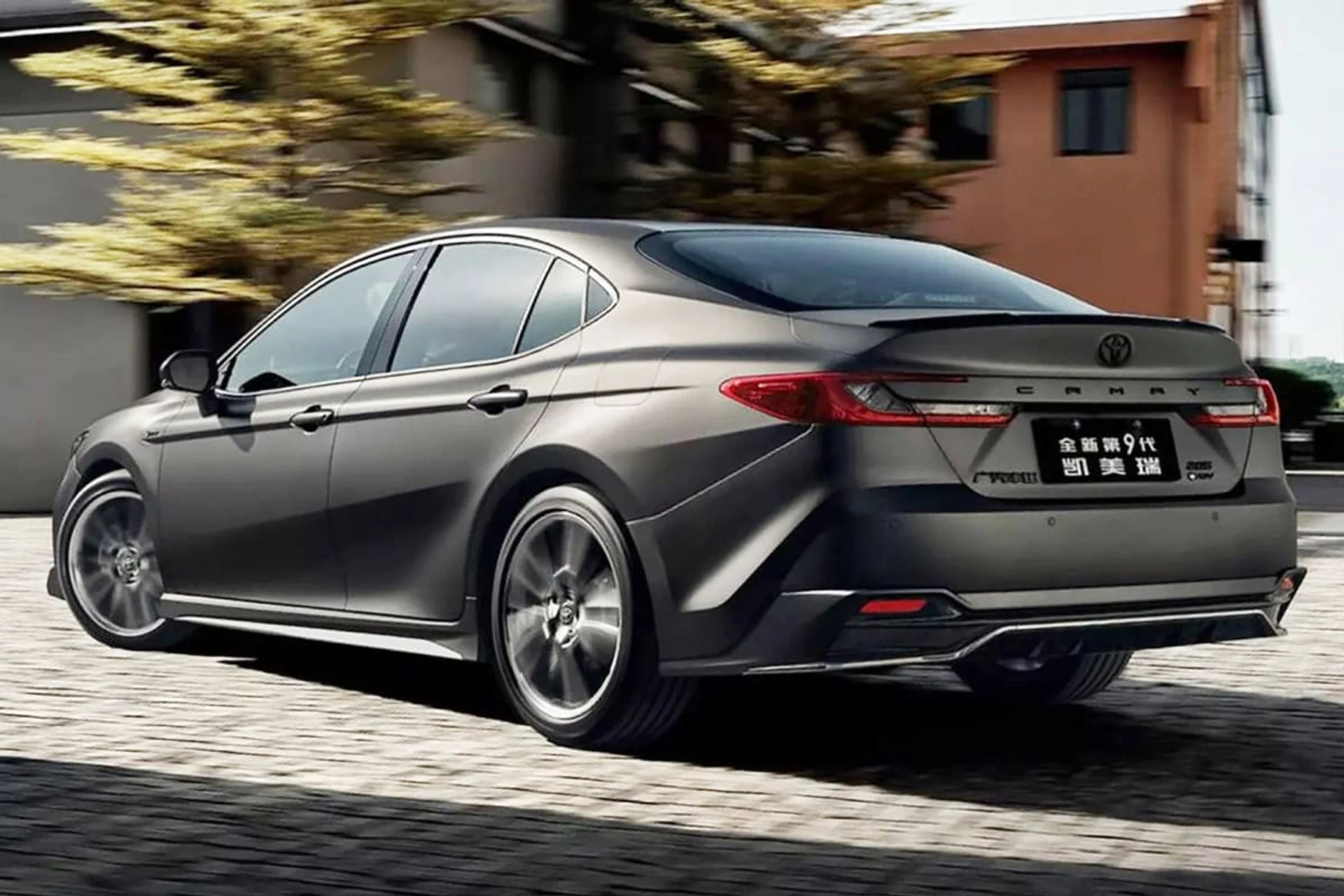 Toyota Camry Glorious Edition Hybrid