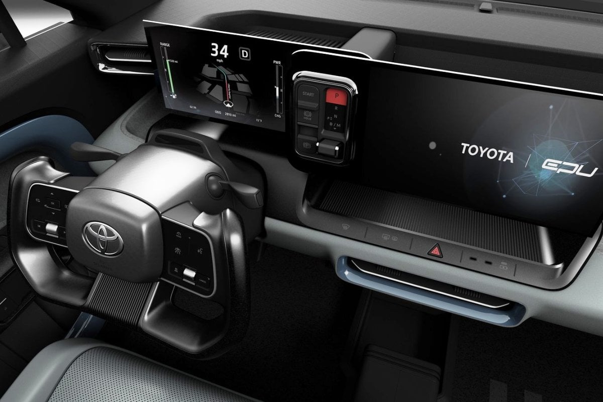 Toyota EPU Concept inside