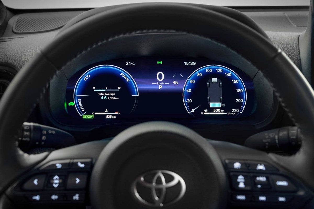 Toyota Yaris Cross 2024 inside