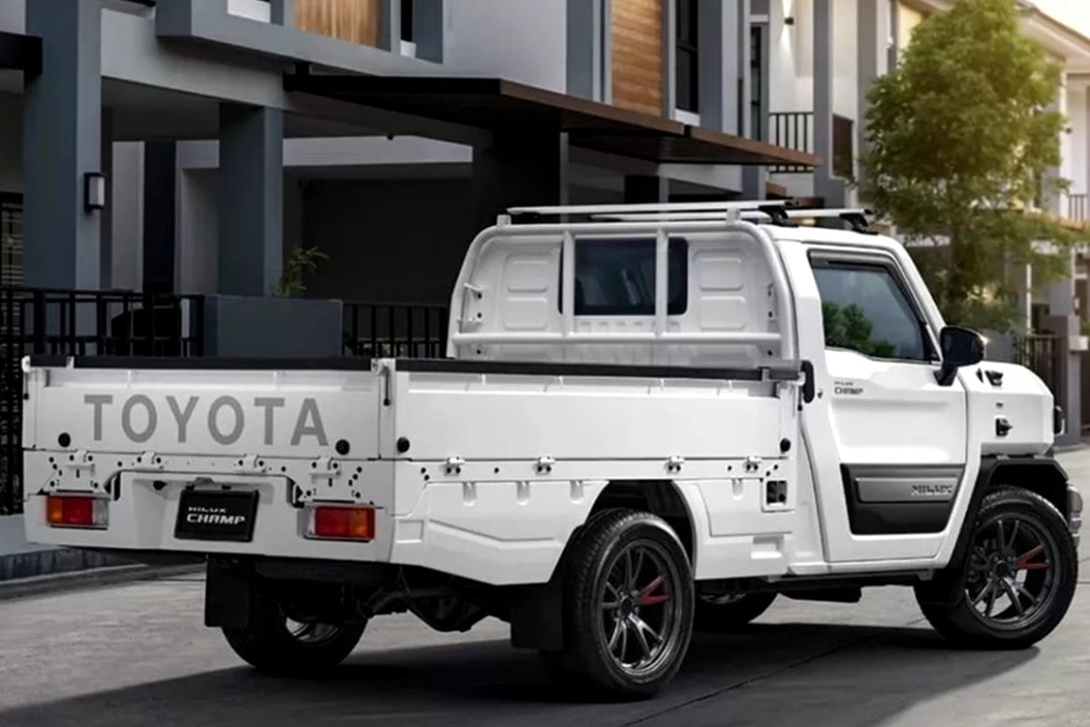 Toyota Hilux Champ rear