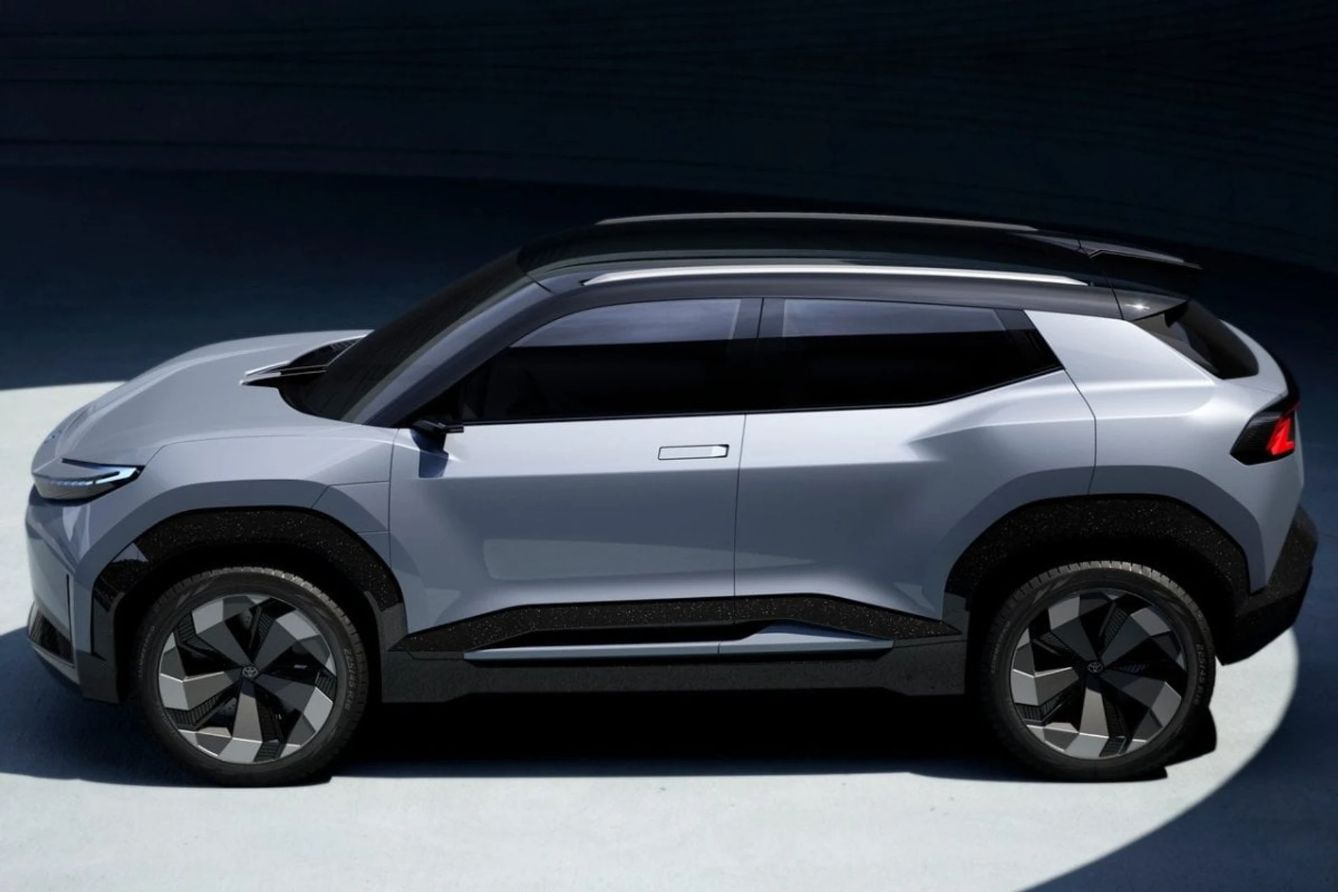Toyota Urban SUV side