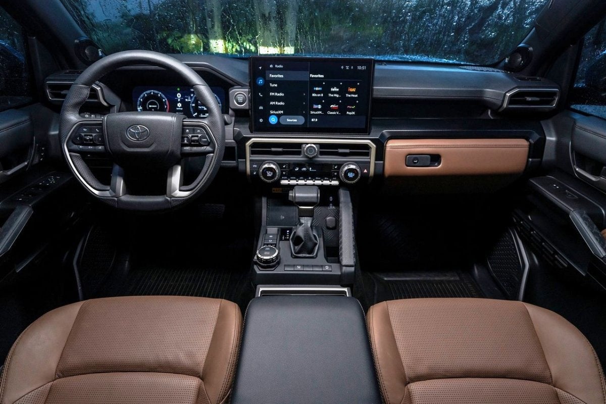 Toyota 4Runner inside