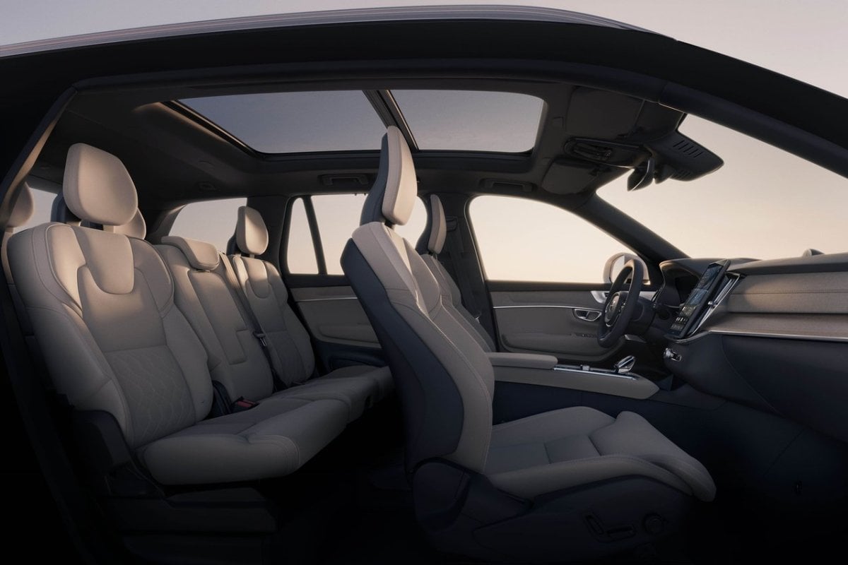 Volvo XC90 inside seats