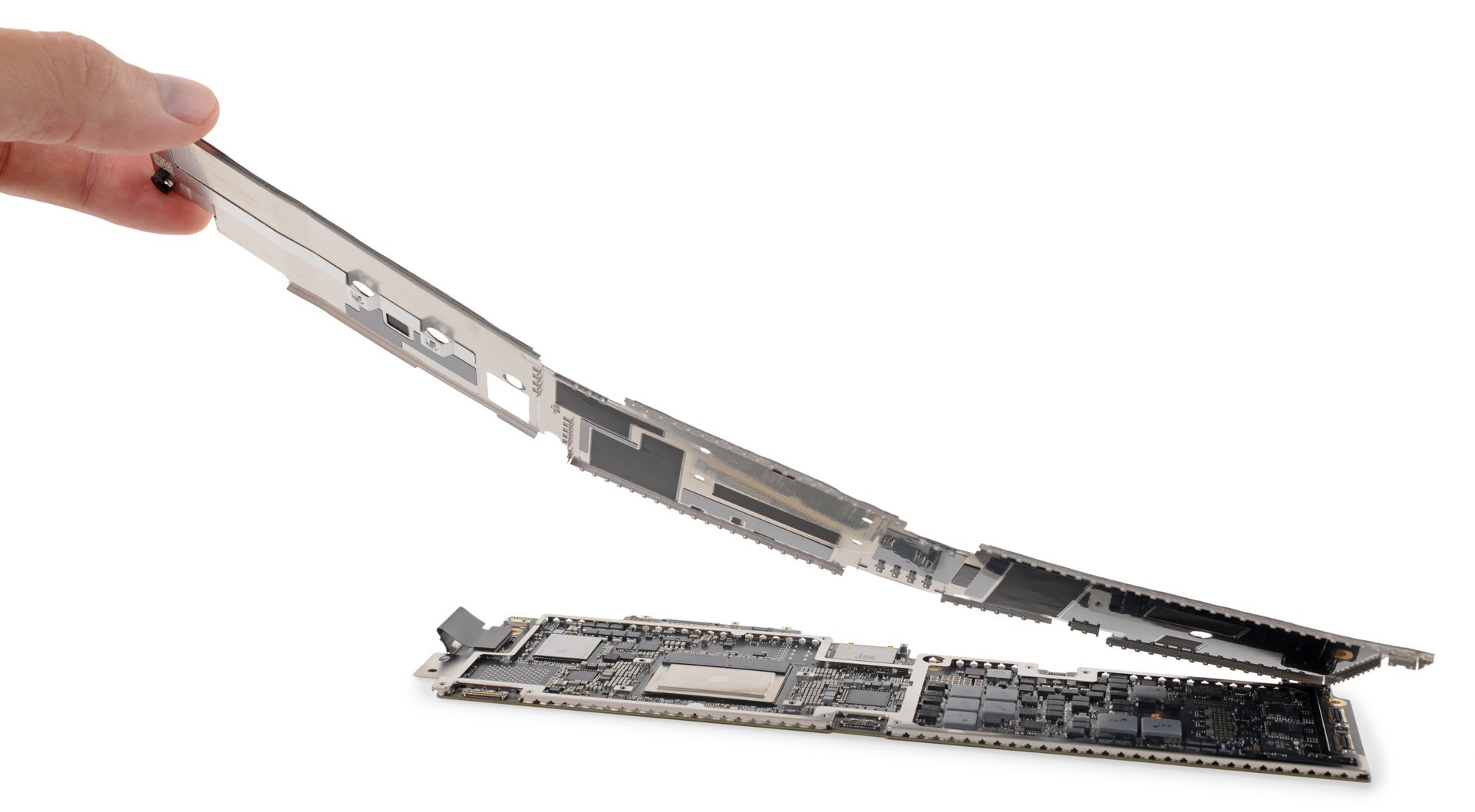 apple-macbook-air-2022-teardown-3