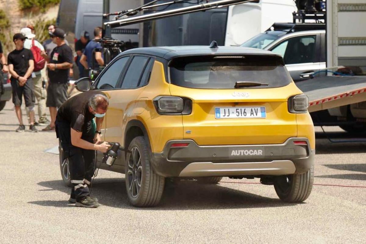 baby jeep ev rear 1