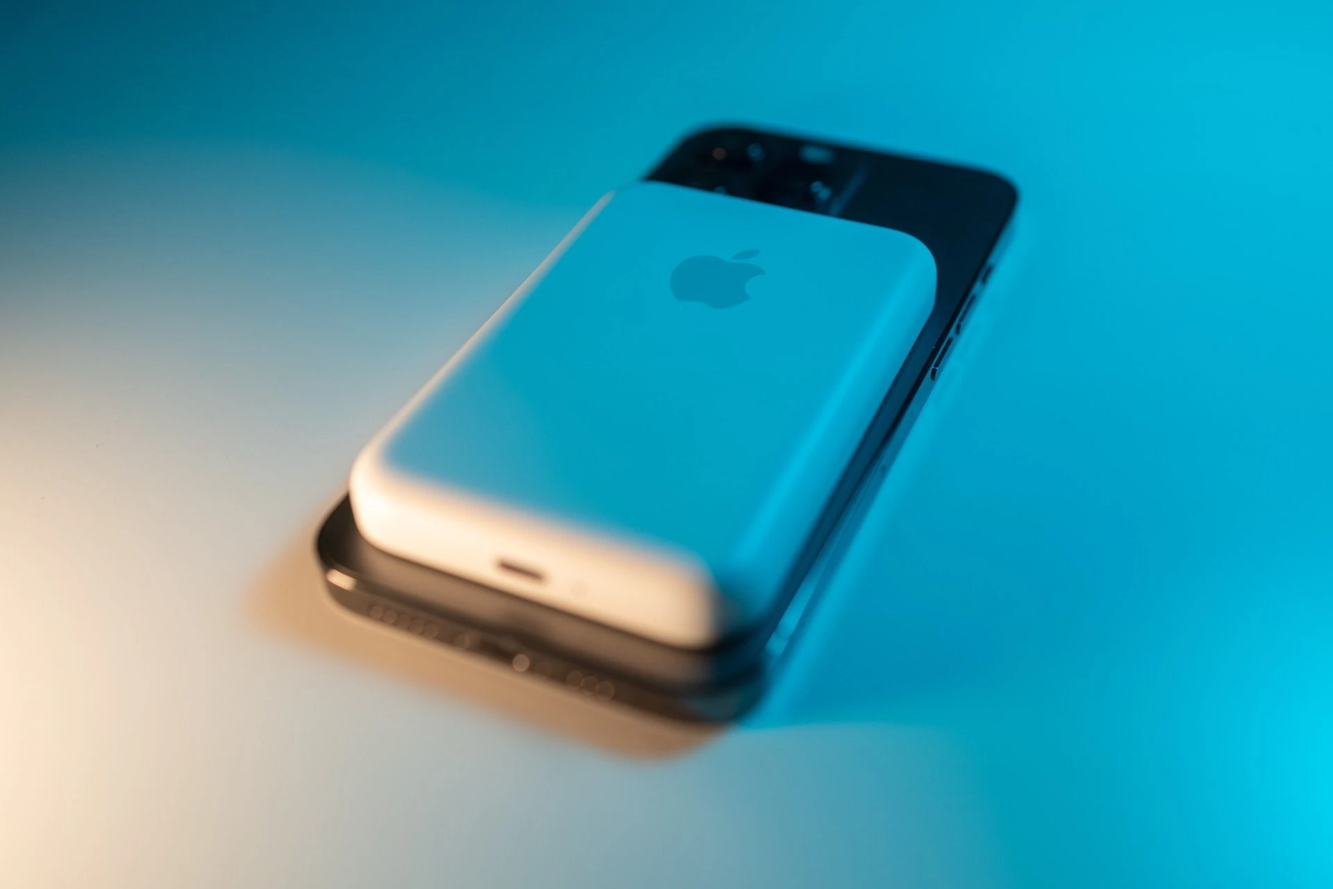 iphone-magsafe-battery-pack-3