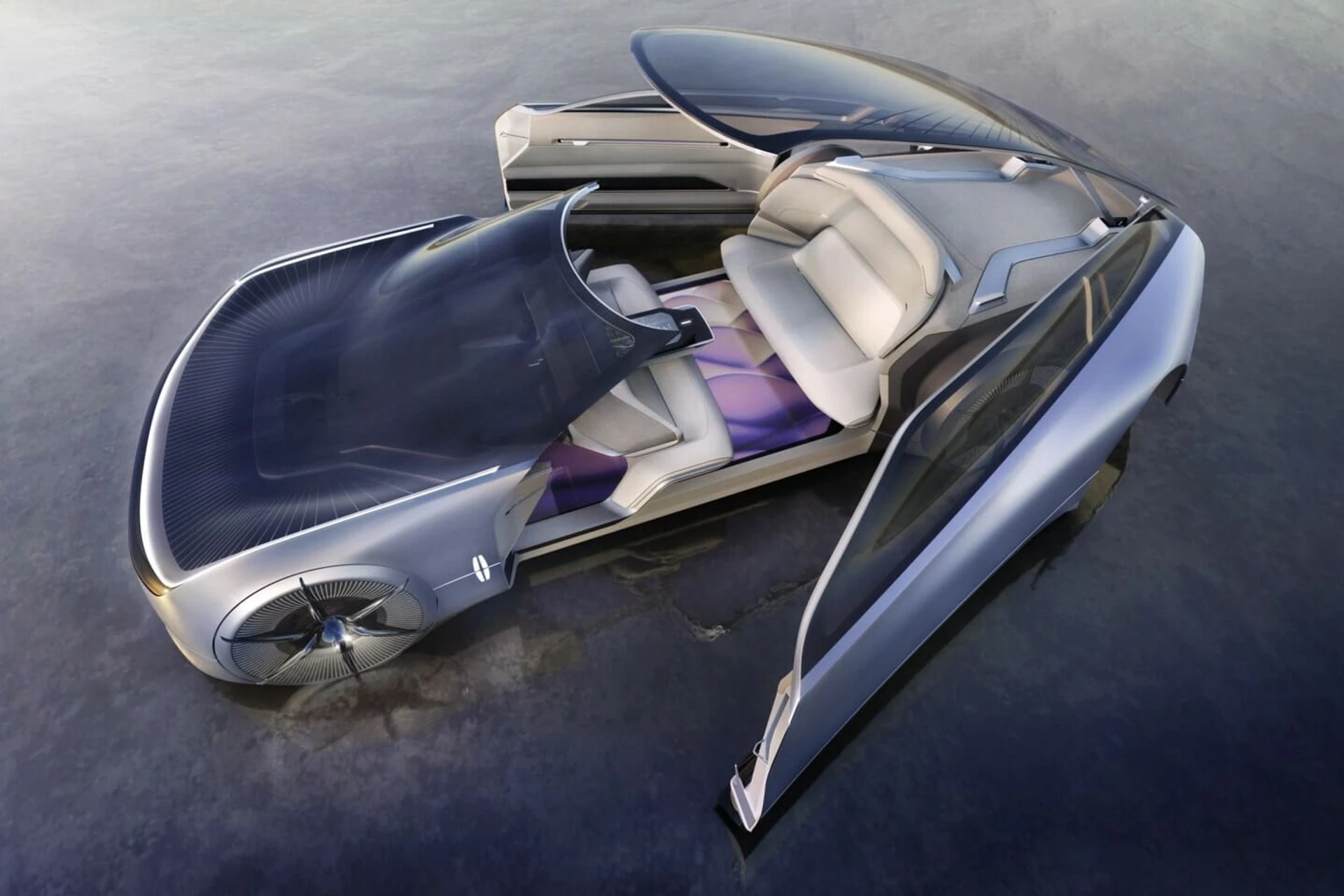 lincoln-against-steering-wheel-9