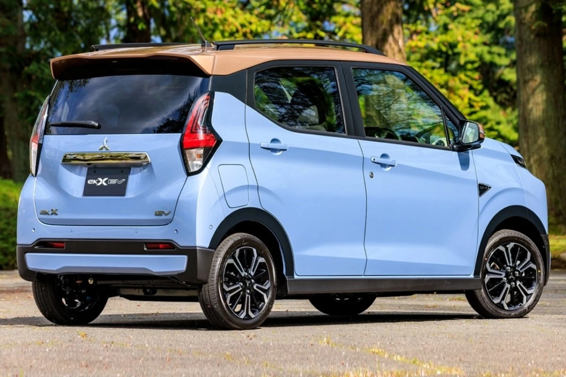 mitsubishi ek x ev 2