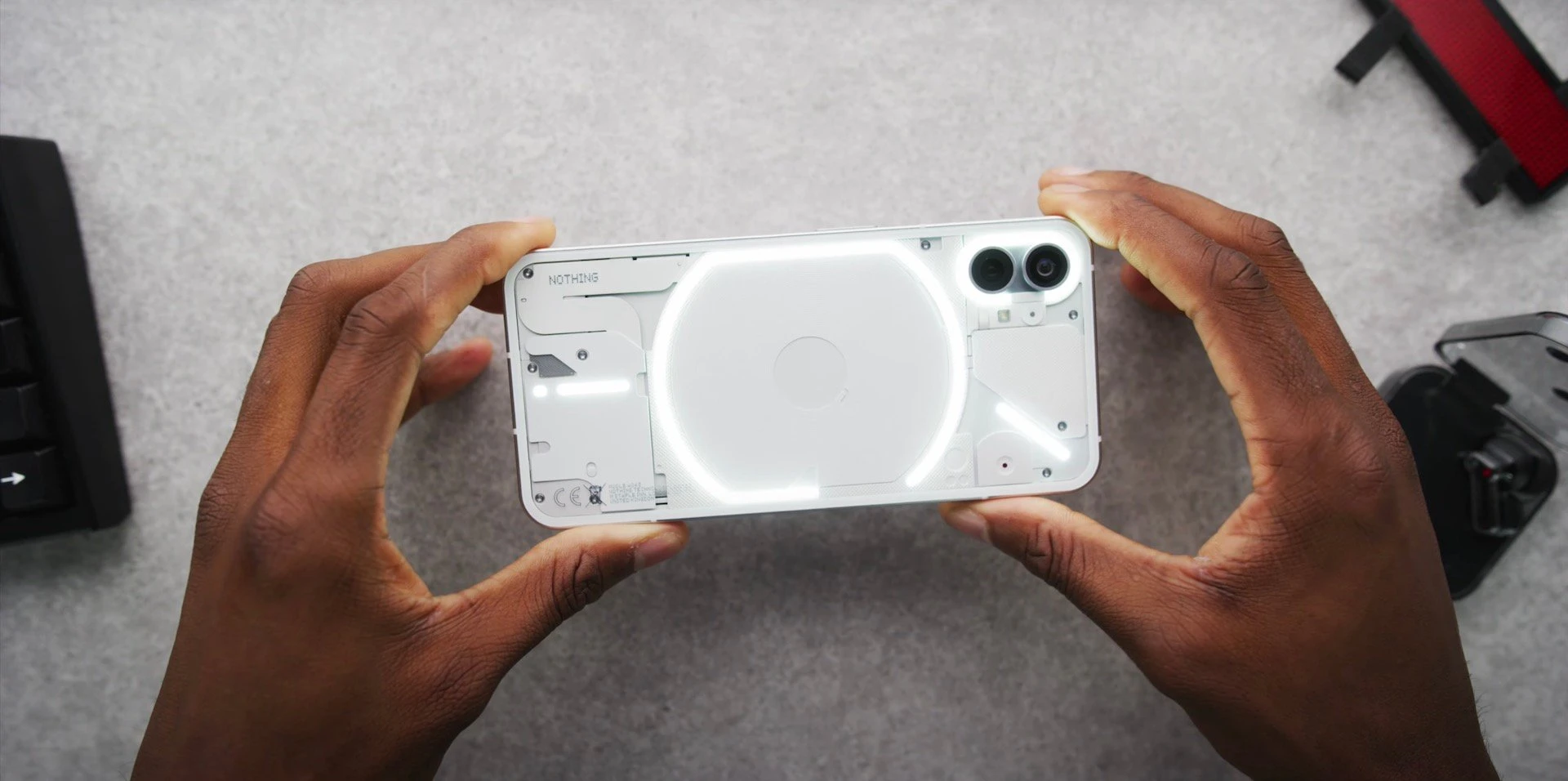 nothing-phone-1-led-reveal-7